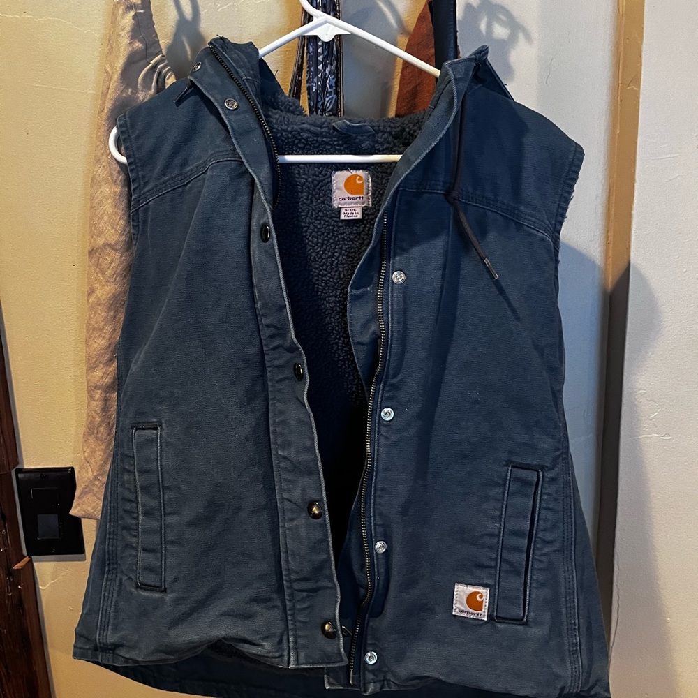 Cathartt Women’s Sherpa Lined Hooded Vest